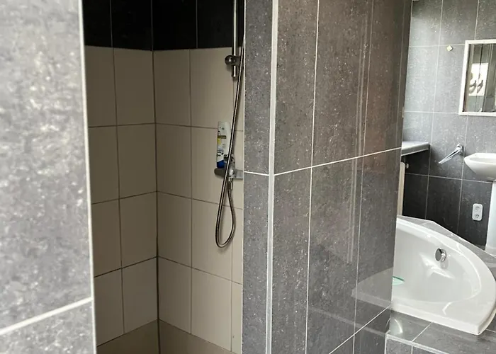 In בית אירוח לנדסטול